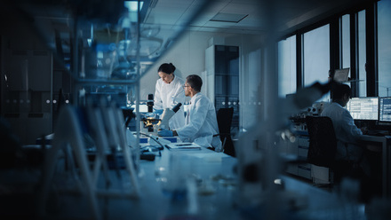 Medical Research Laboratory_Shutterstock_1884612574.jpg